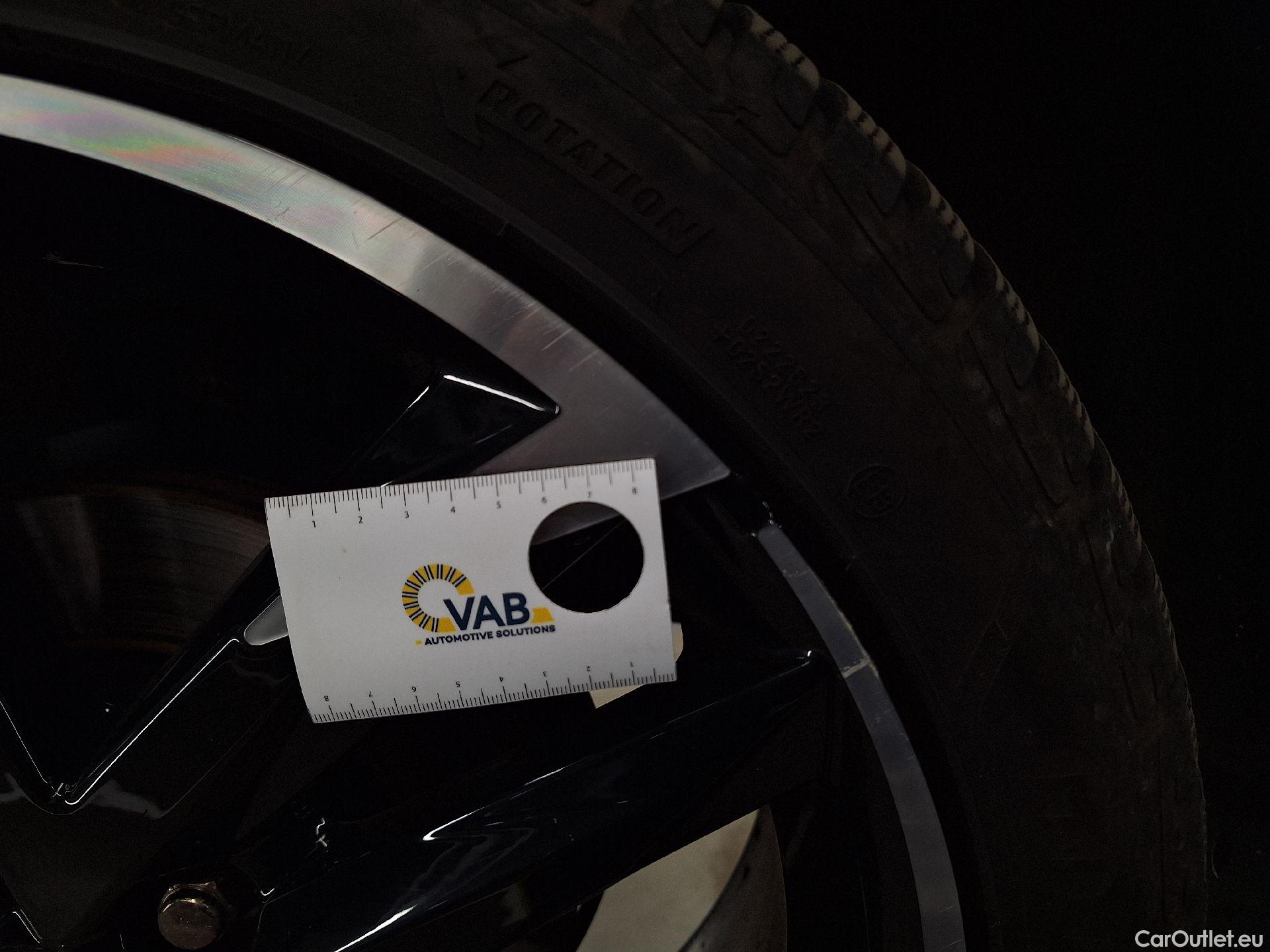  Toyota  C-HR Toyota,  '16, Toyota  1.8 VVT i-Hybrid GR Sport E-CVT 5d #13