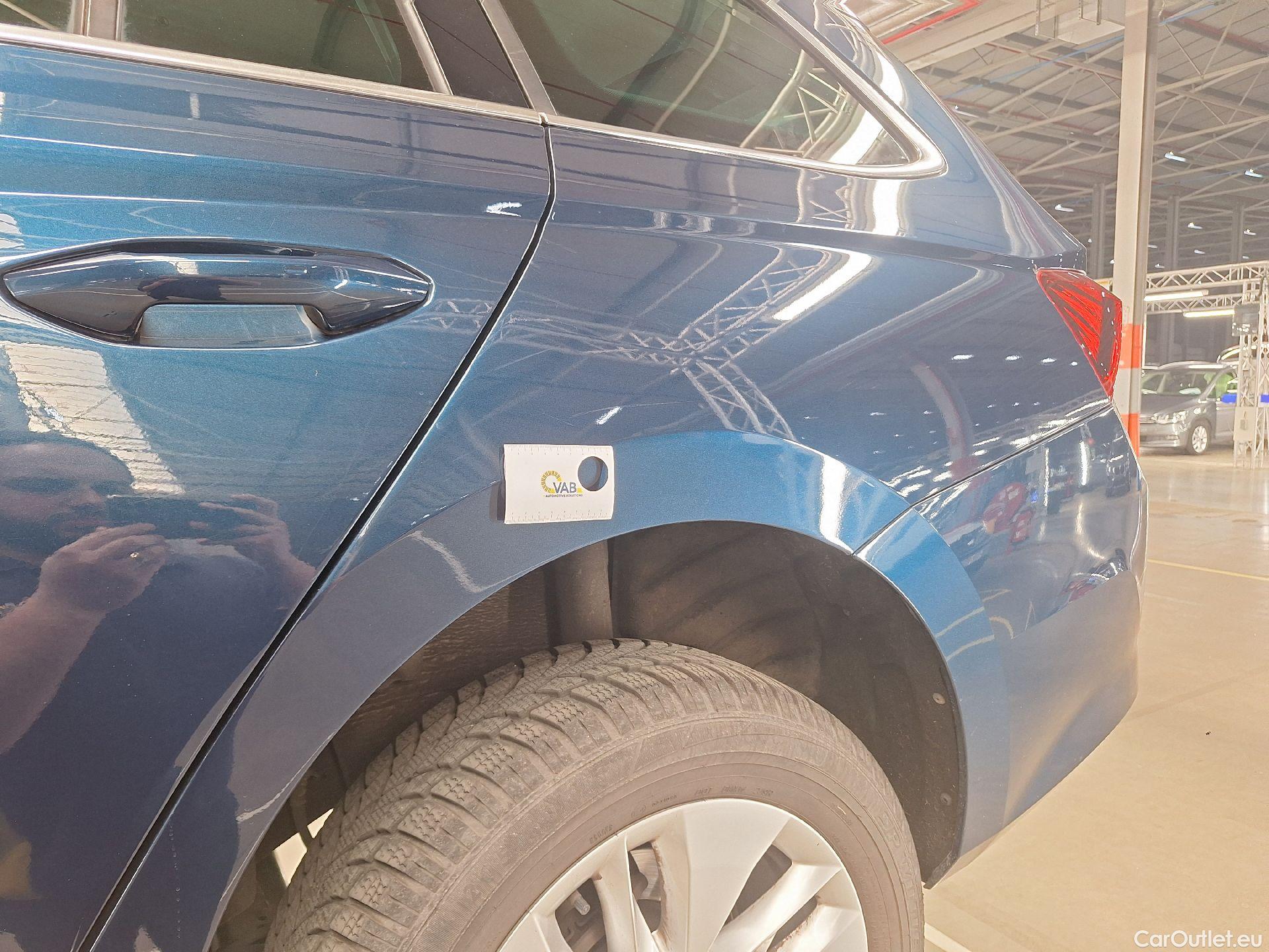  Skoda  Octavia Skoda,  Combi '20, Skoda  Combi 2.0 CRTDI 85kW Ambition 5d #23