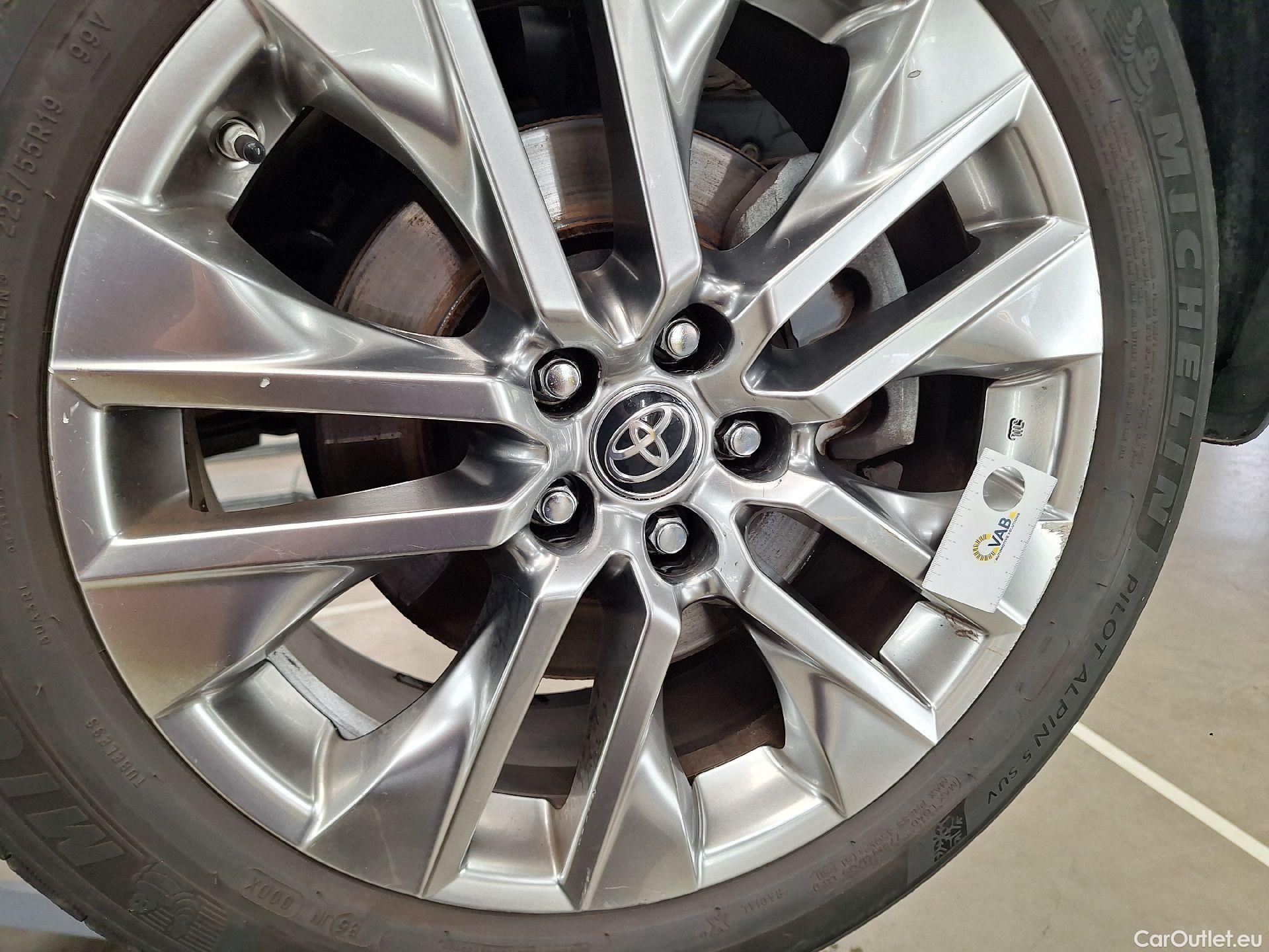  Toyota  RAV4 Toyota,  '18, Toyota  2.5 VVT-i Hybrid Premium Plus 4x4 E-CV #56