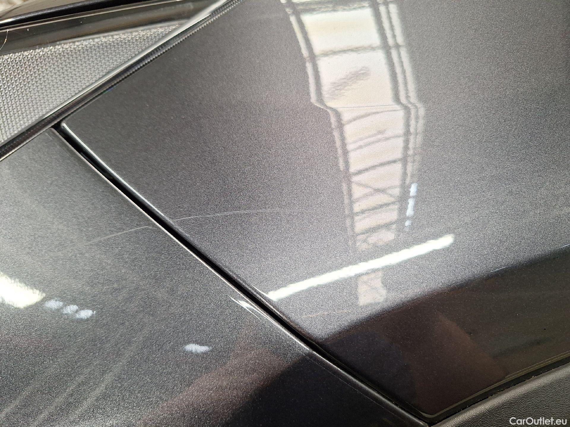  Toyota  RAV4 Toyota,  '18, Toyota  2.5 VVT-i Hybrid Premium Plus 4x4 E-CV #25