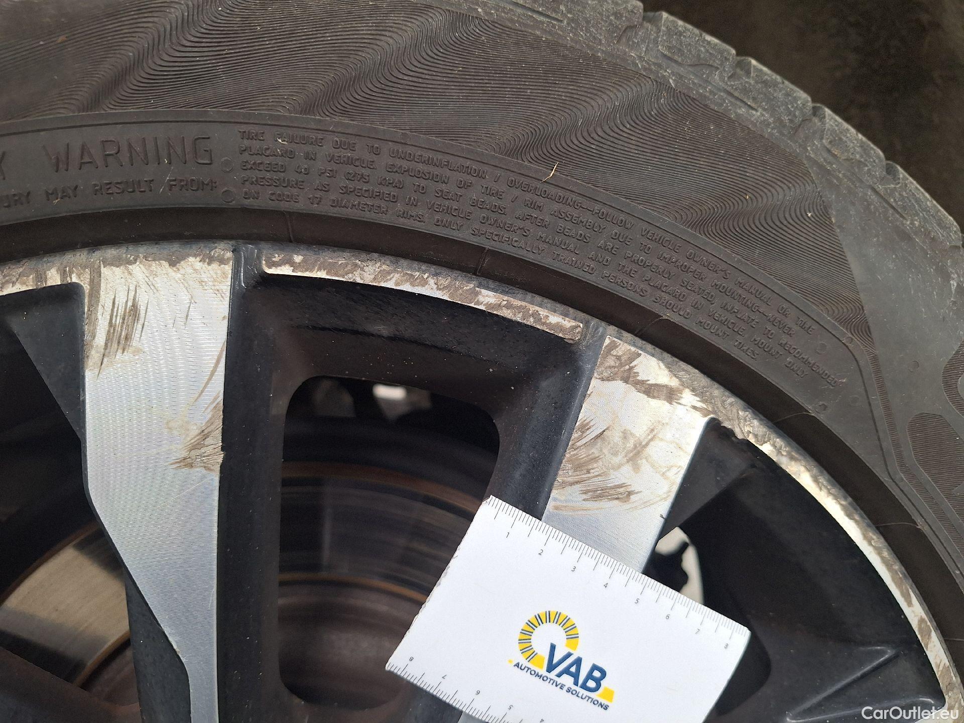  Volvo  S60 Volvo,  '10, Volvo  D2 Dynamic Edition 4d #28