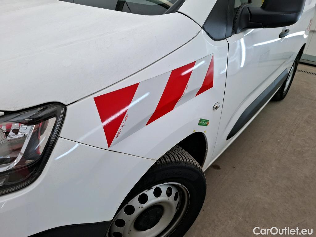  Citroen  Berlingo  Fourgon Worker M 1000 1.2 PureTech 130CV BVA8 E6d #1