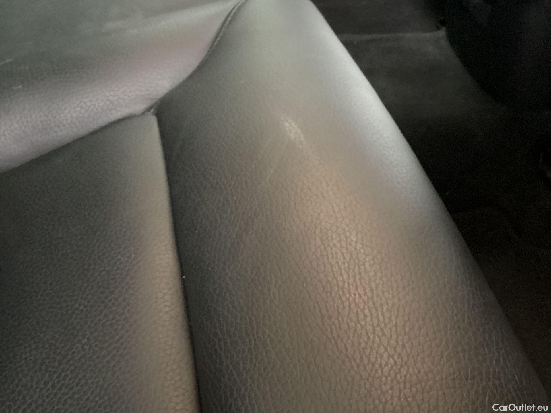  Volvo  XC60 Volvo,  '17, Volvo  B4 P Geartronic Momentum Pro 5d #57