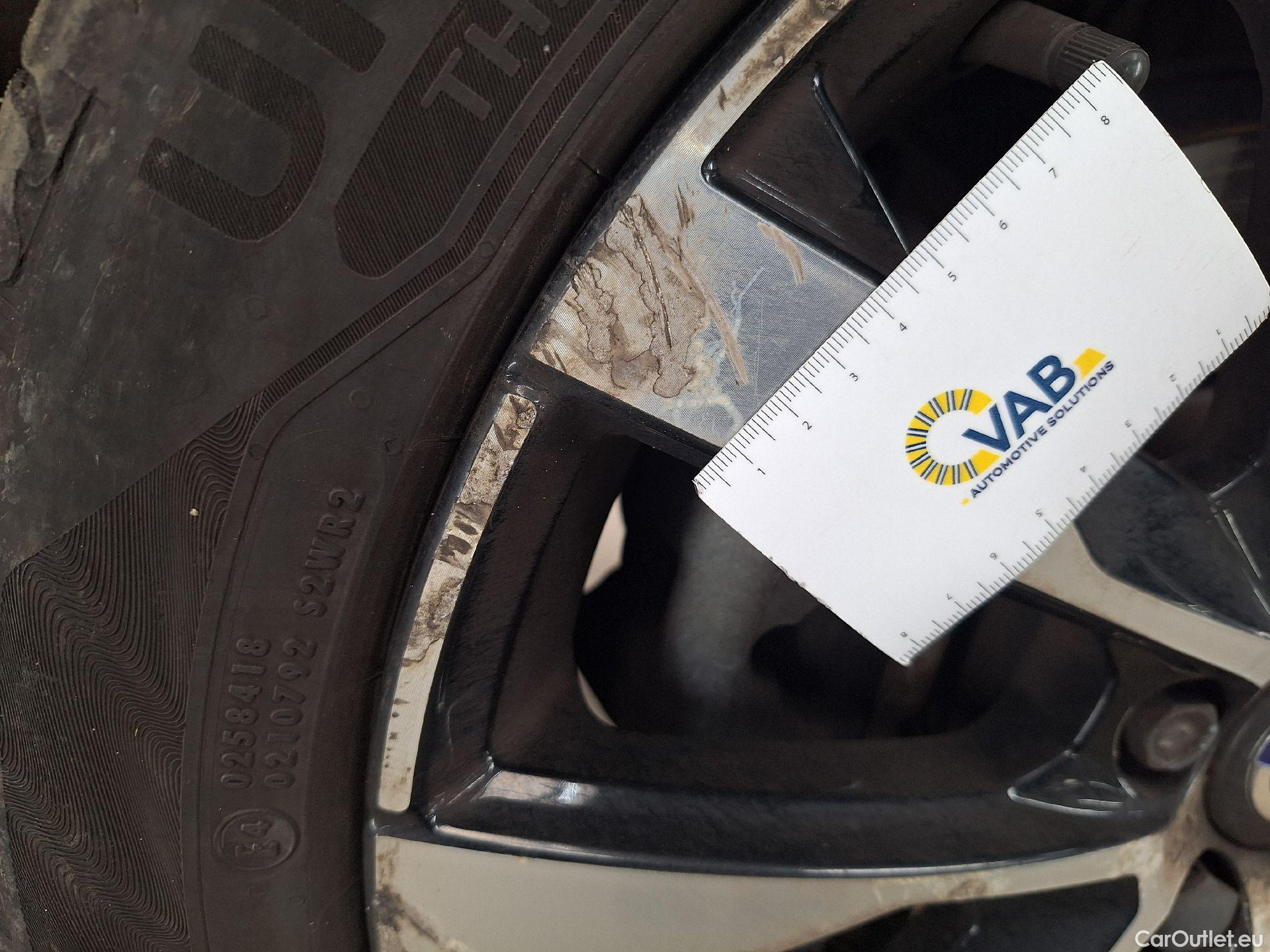  Volvo  S60 Volvo,  '10, Volvo  D2 Dynamic Edition 4d #11