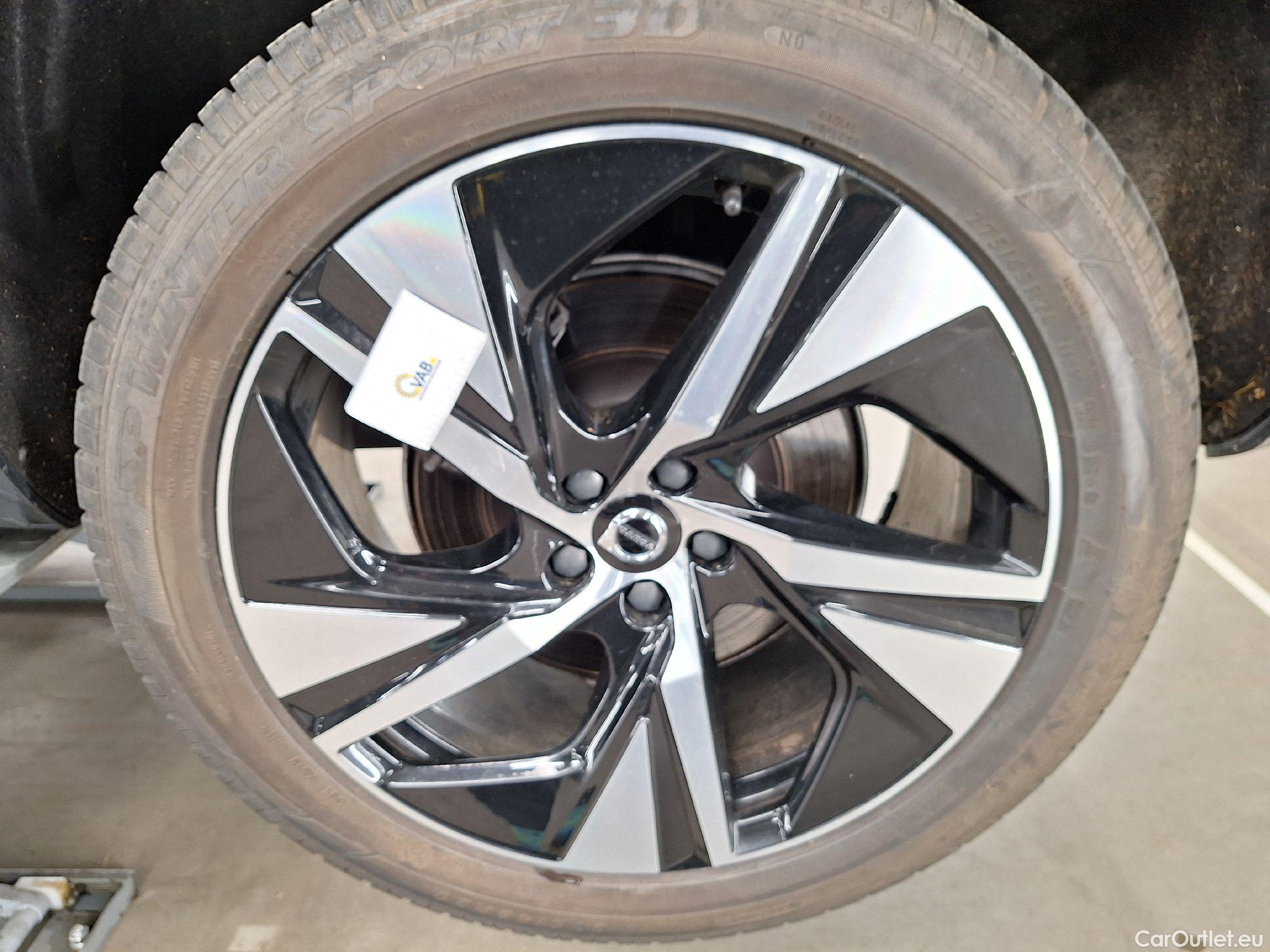  Volvo  XC90 Volvo,  FL'20 PHEV, Volvo  2.0 T8 4WD Geartronic R-Design 7PL. 5d #38