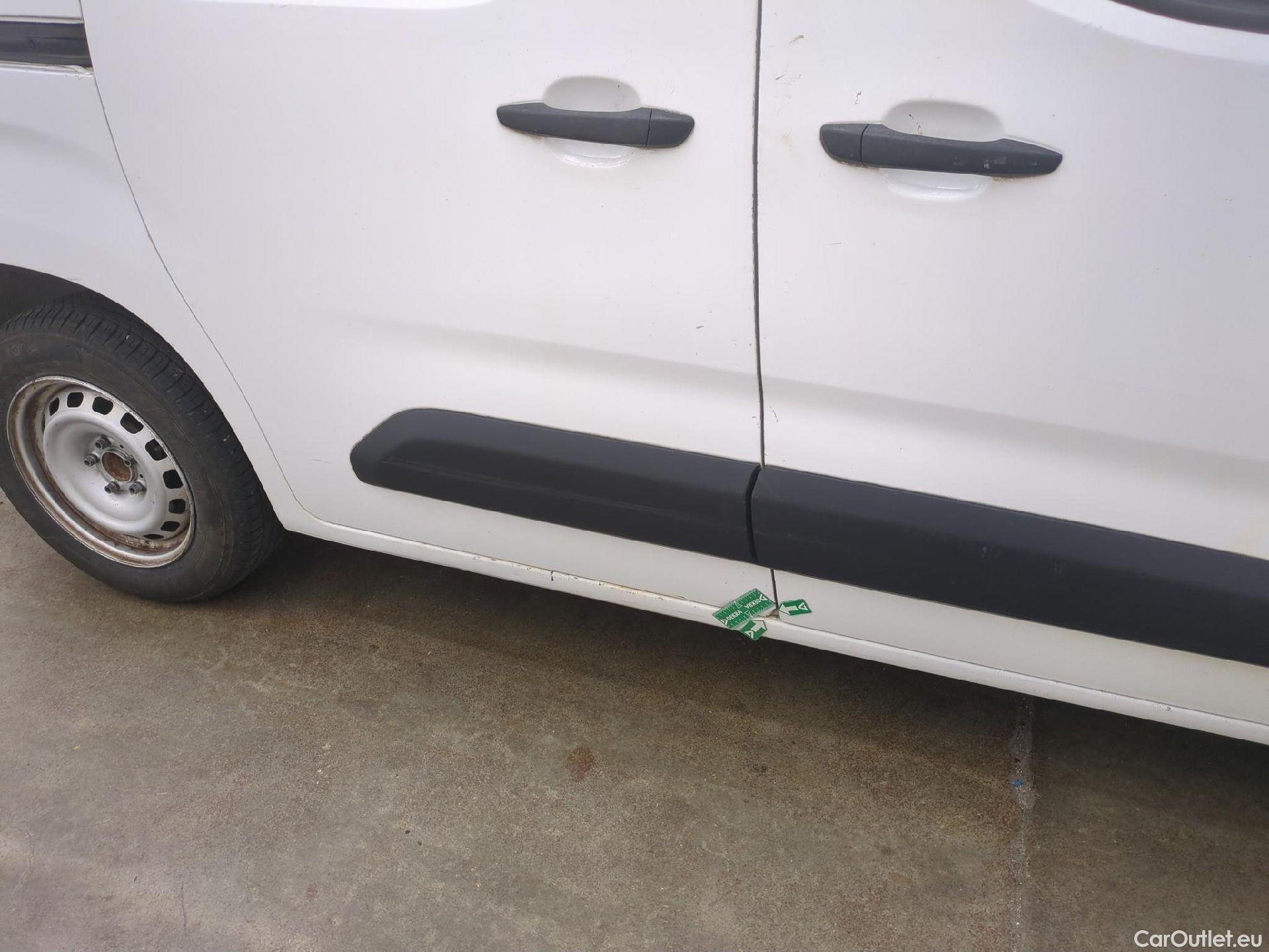  Citroen  Berlingo  Fourgon Control M 650 1.2 PureTech 110CV BVM6 E6d #91