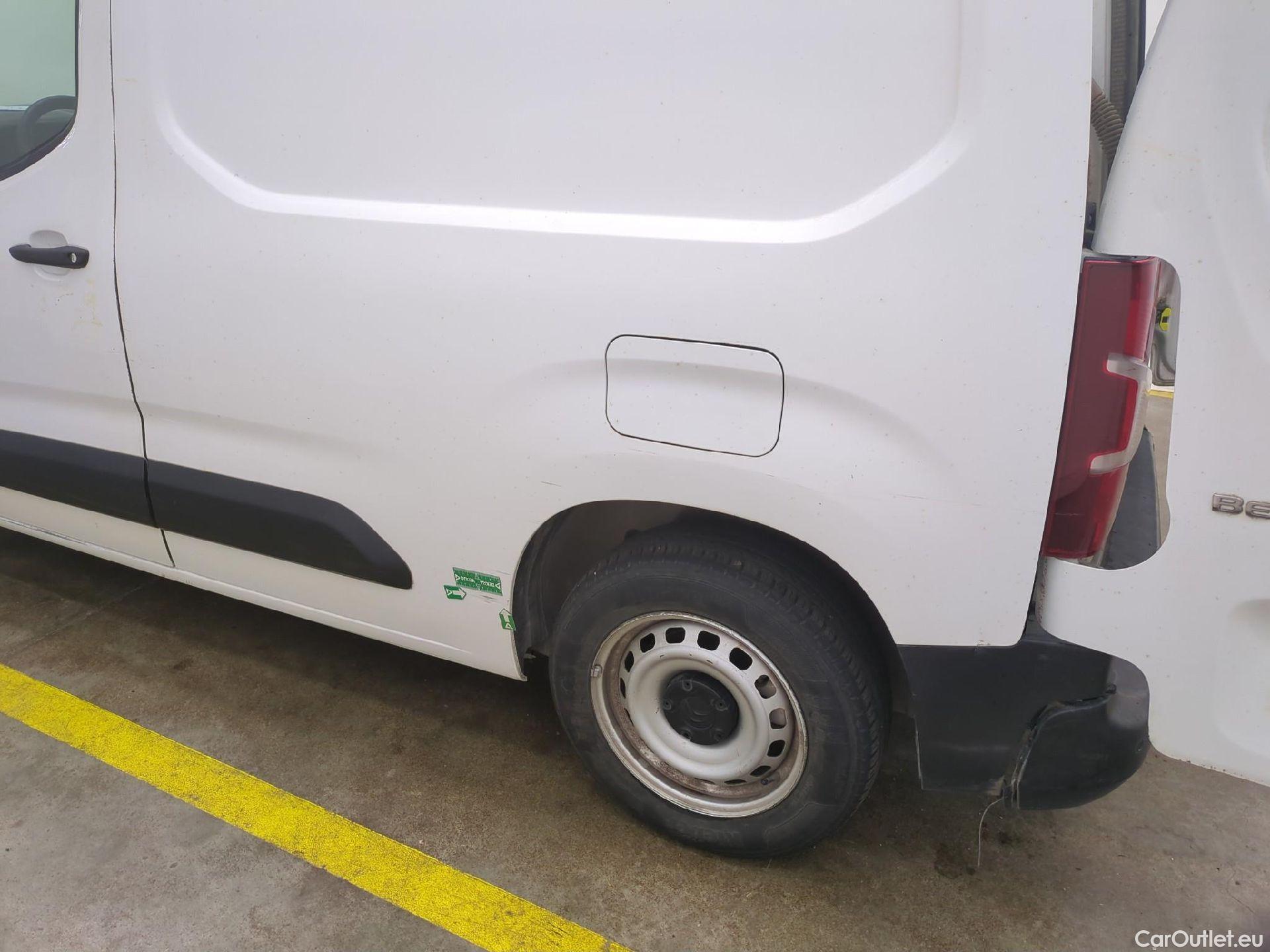  Citroen  Berlingo  Fourgon Control M 650 1.2 PureTech 110CV BVM6 E6d #44