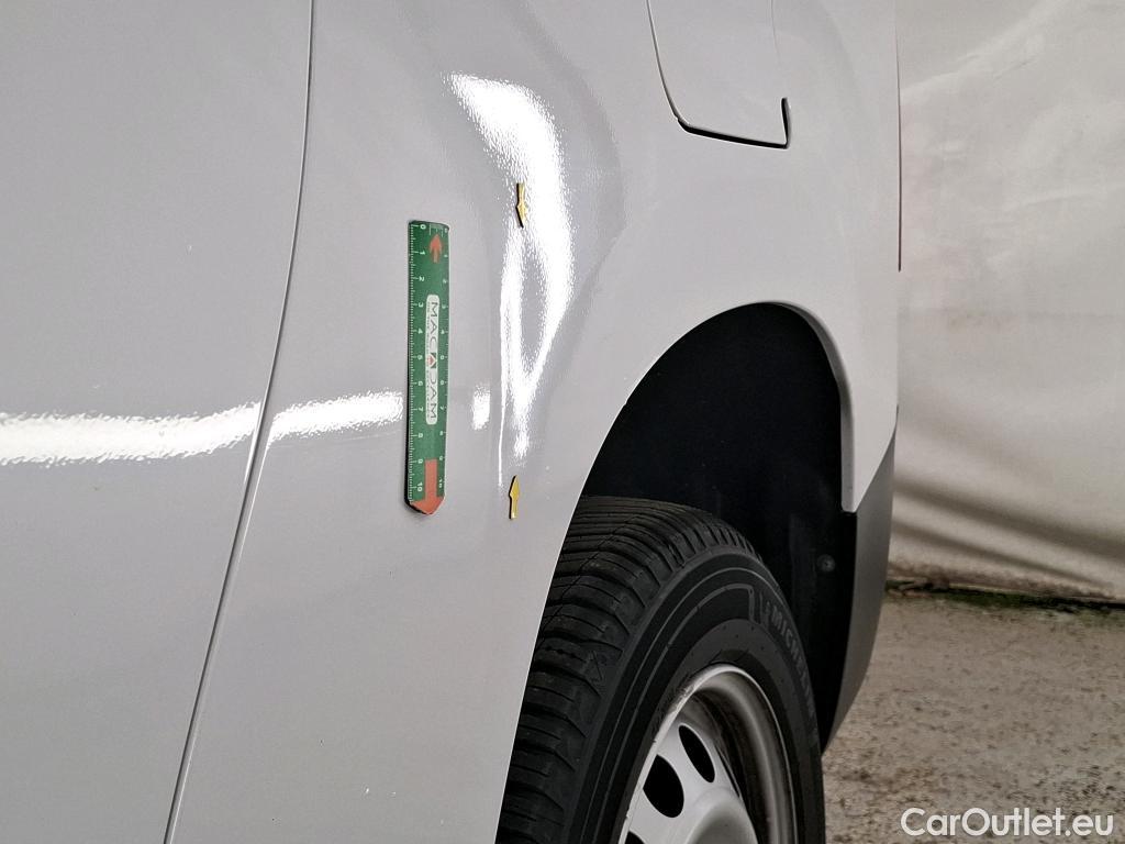  Citroen  Berlingo  Fourgon  Cabine Approfondie XL 1.5 BlueHDi 100CV BVM6 6E #2