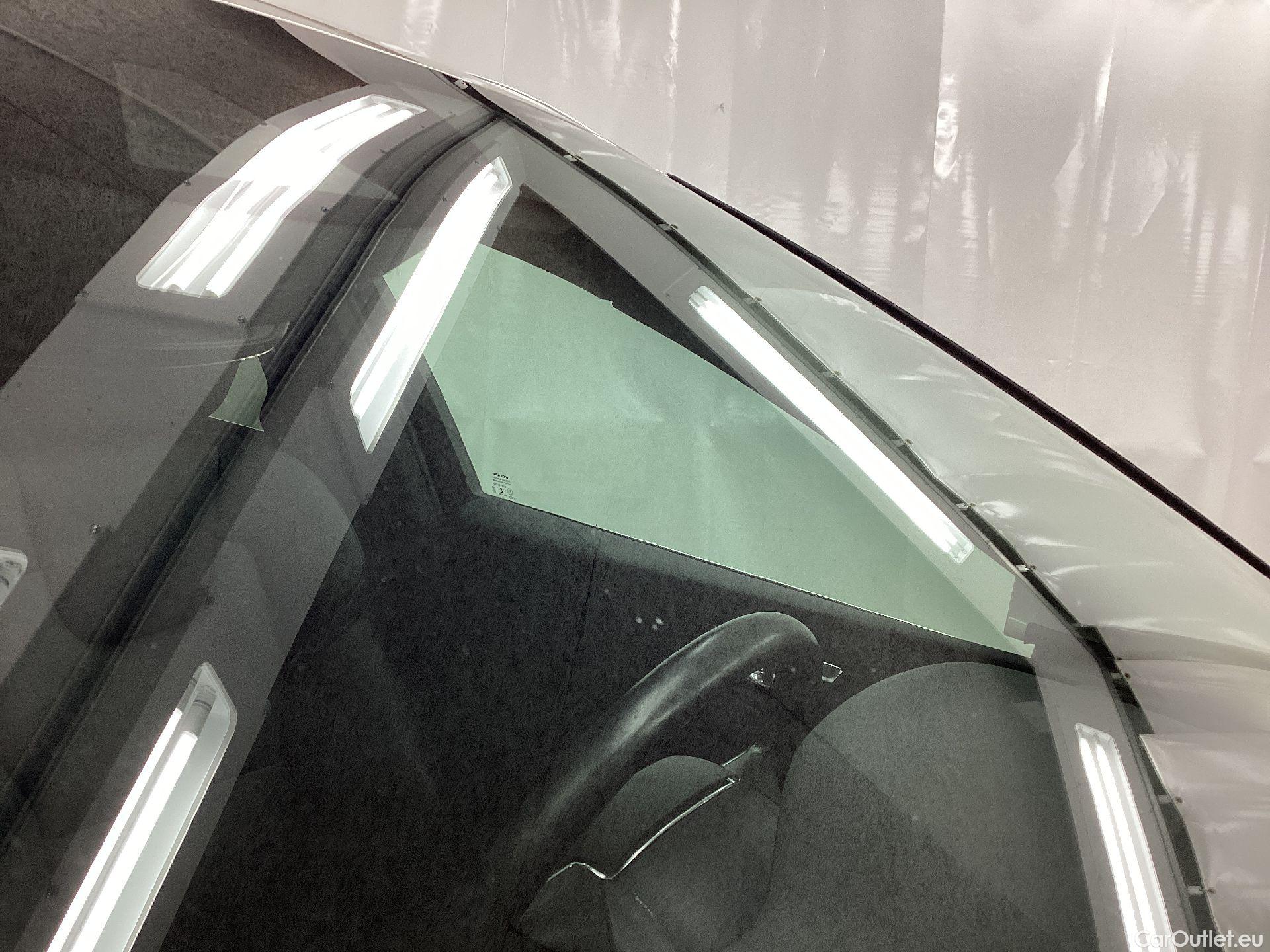  Volvo  XC60 Volvo,  '17, Volvo  B4 P Geartronic Momentum Pro 5d #15