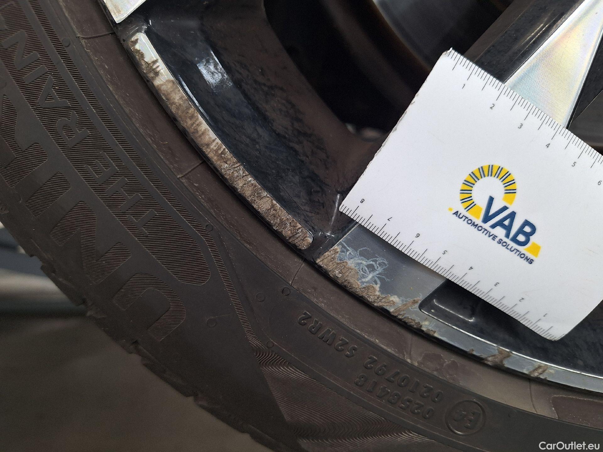  Volvo  S60 Volvo,  '10, Volvo  D2 Dynamic Edition 4d #29