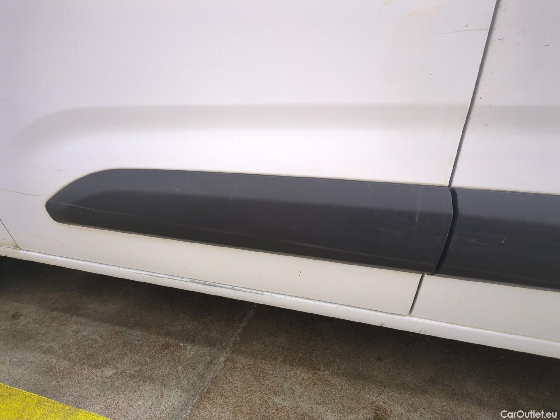  Citroen  Berlingo  Fourgon Control M 650 1.2 PureTech 110CV BVM6 E6d #108