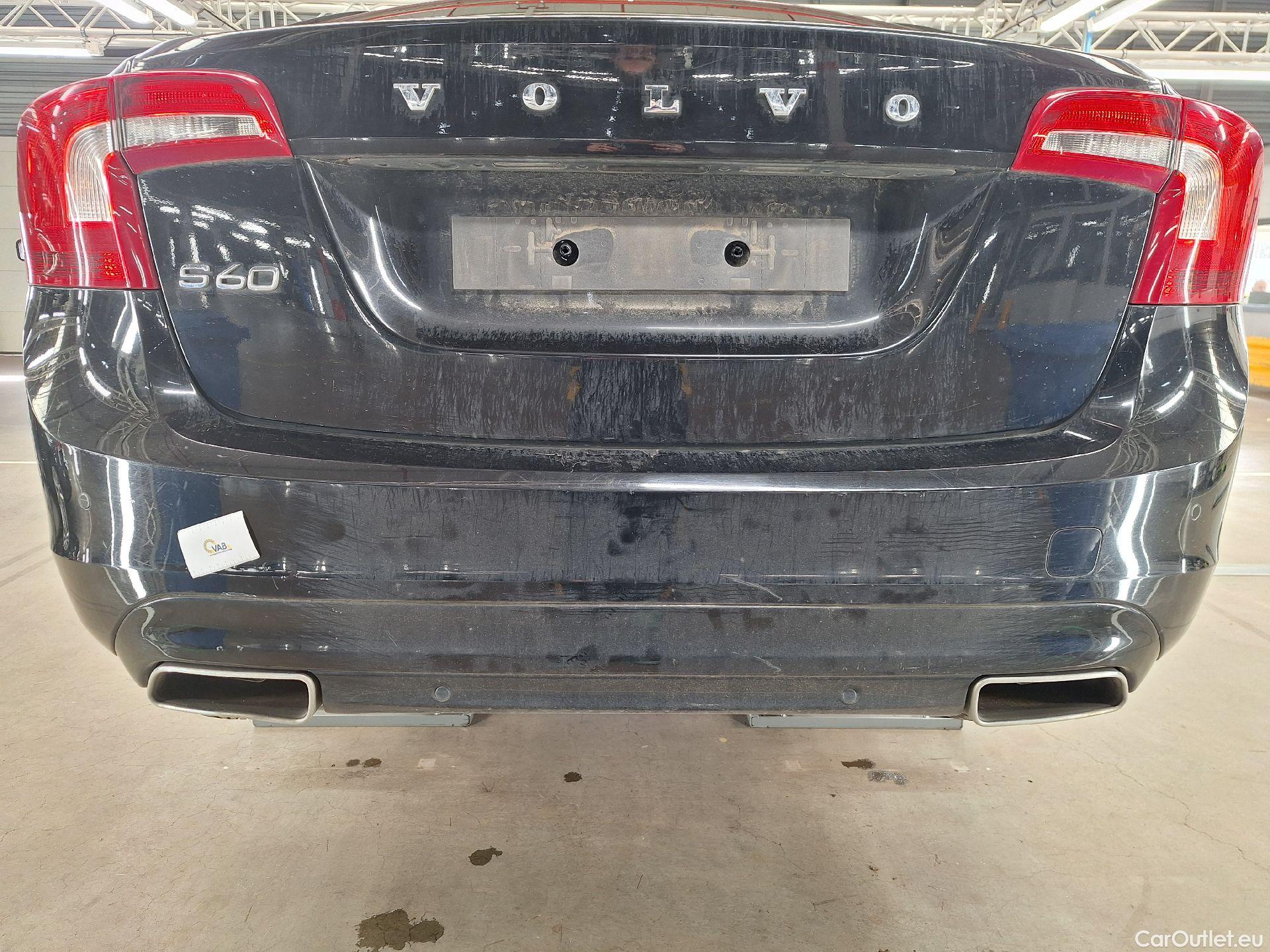  Volvo  S60 Volvo,  '10, Volvo  D2 Dynamic Edition 4d #33