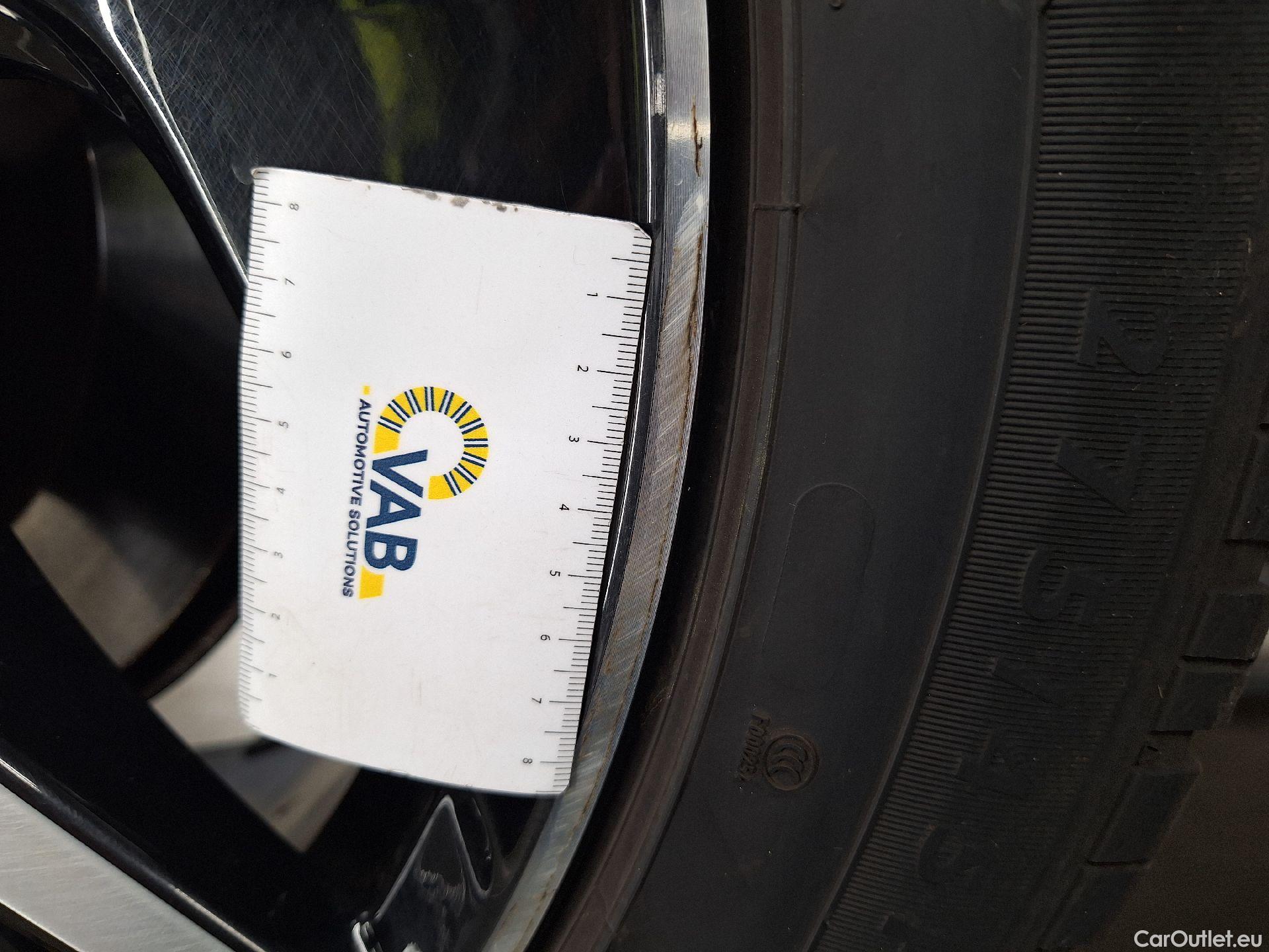  Volvo  XC90 Volvo,  FL'20 PHEV, Volvo  2.0 T8 4WD Geartronic R-Design 7PL. 5d #57