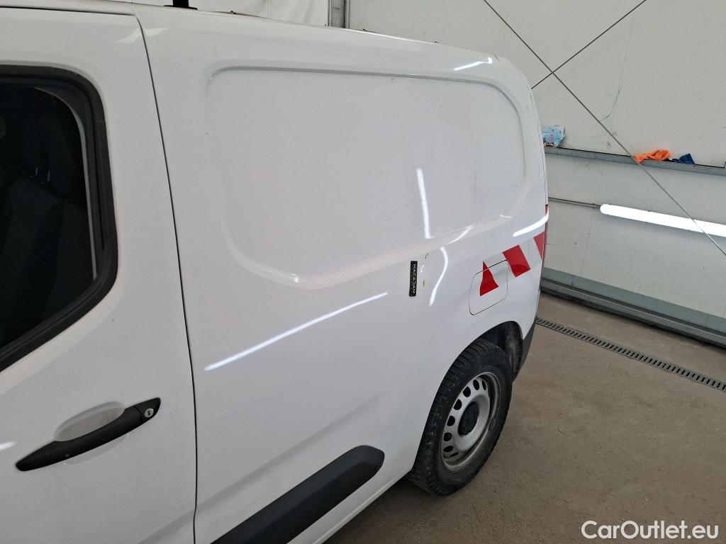  Citroen  Berlingo  Fourgon Worker M 1000 1.2 PureTech 130CV BVA8 E6d #1