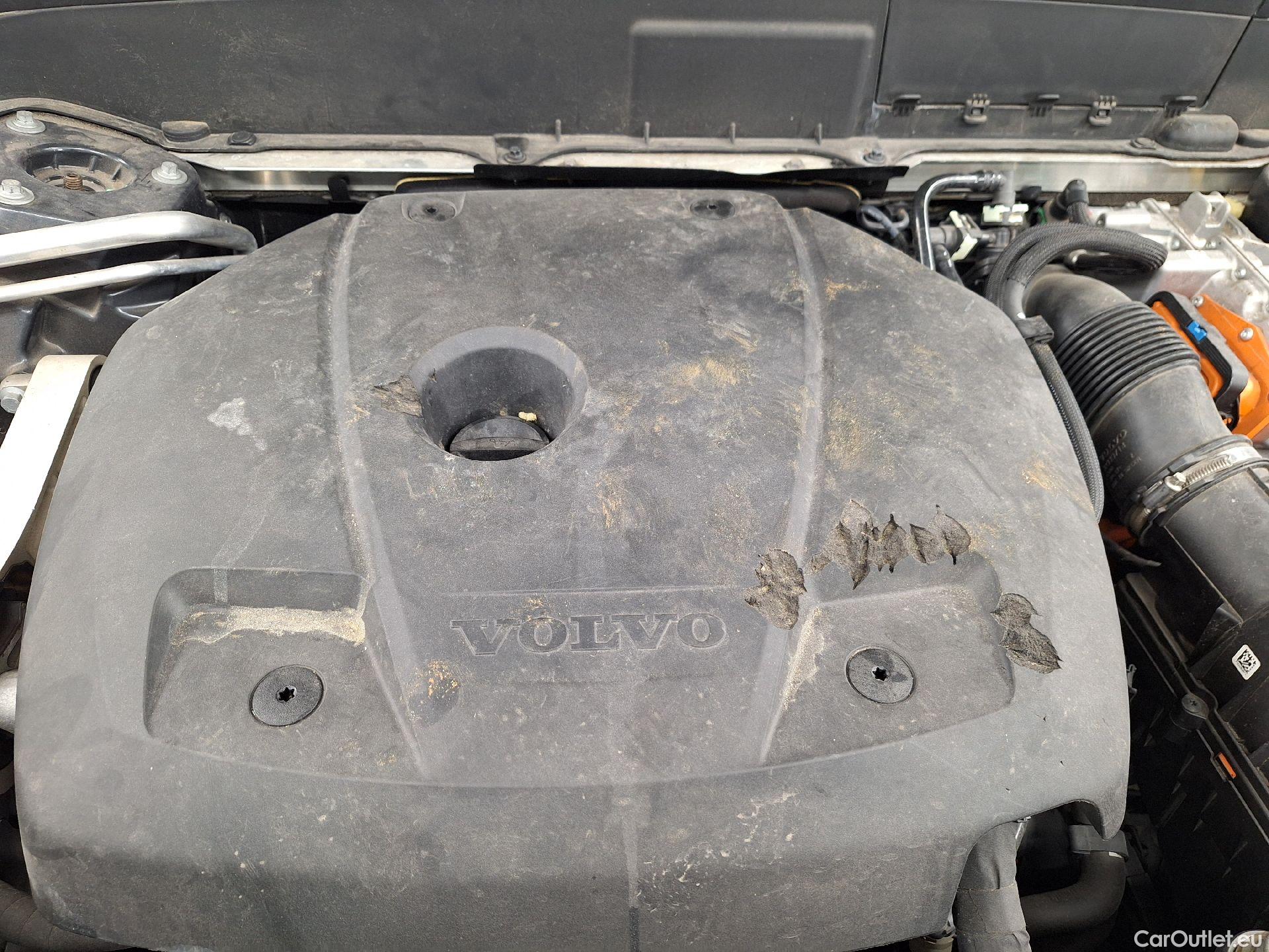  Volvo  XC90 Volvo,  FL'20 PHEV, Volvo  2.0 T8 4WD Geartronic R-Design 7PL. 5d #2