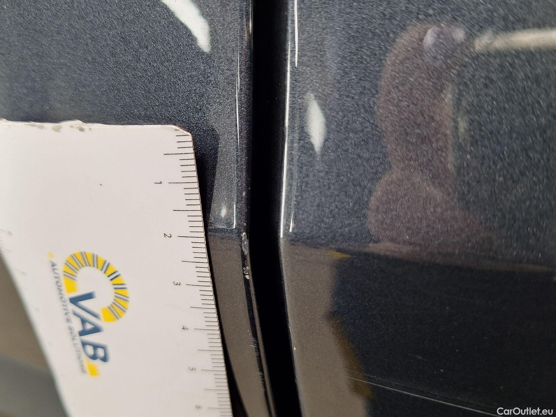  Volvo  XC90 Volvo,  FL'20 PHEV, Volvo  2.0 T8 4WD Geartronic R-Design 7PL. 5d #29