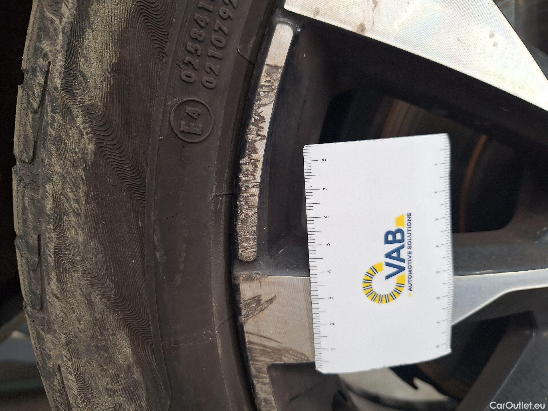  Volvo  S60 Volvo,  '10, Volvo  D2 Dynamic Edition 4d #58