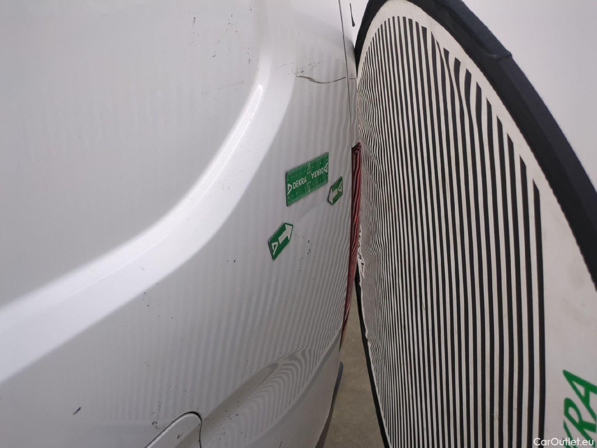  Citroen  Berlingo  Fourgon Club M 650 1.5 BlueHDi 75CV BVM5 E6dT #17