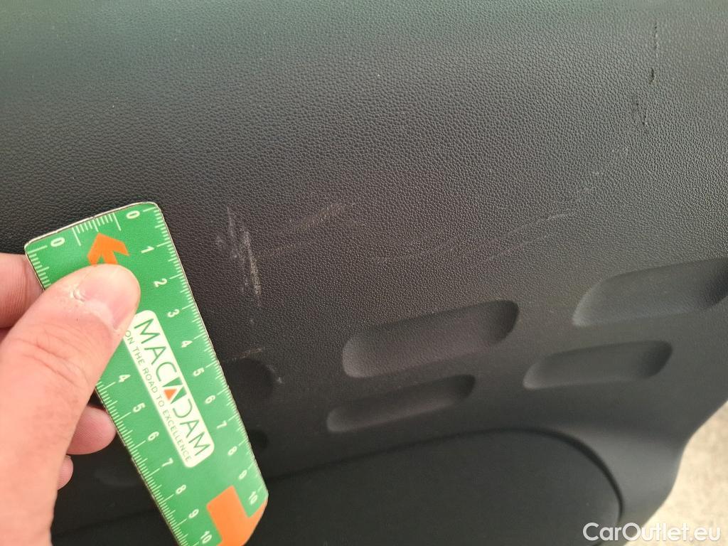  Citroen  C3  Société Feel Nav 1.2 PureTech 80CV BVM5 E6d #19