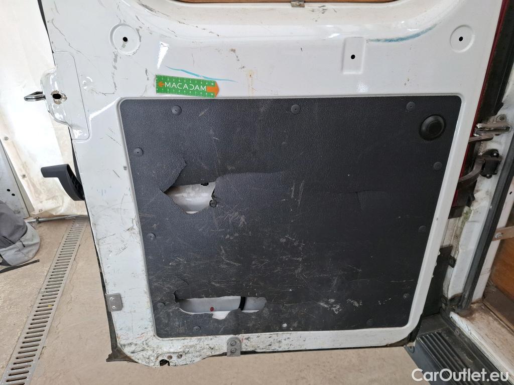  Citroen  Jumper  Fourgon Grand Volume 33 L2H2 Driver BlueHDi 140 Start&Stop 140CV BVM6 #37