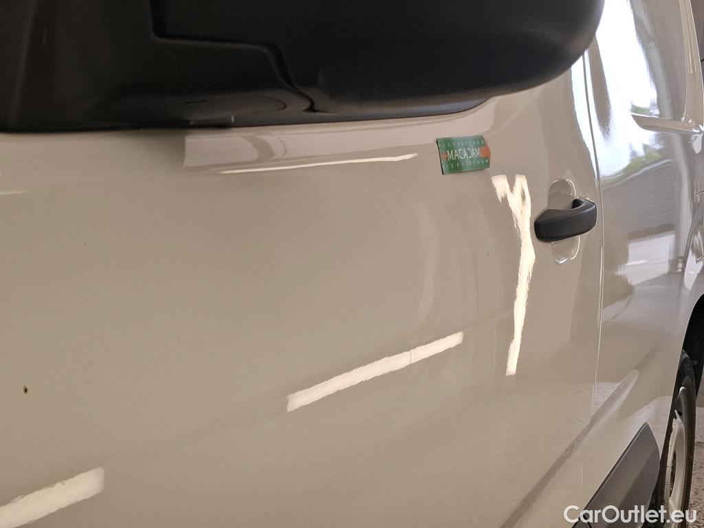  Citroen  Berlingo  Fourgon Driver M 1000 1.5 BlueHDi 100CV BVM5 E6dT #11