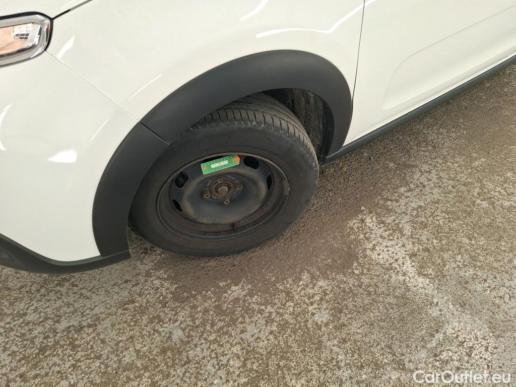  Citroen  C3  Société Feel Nav 1.2 PureTech 80CV BVM5 E6d #25