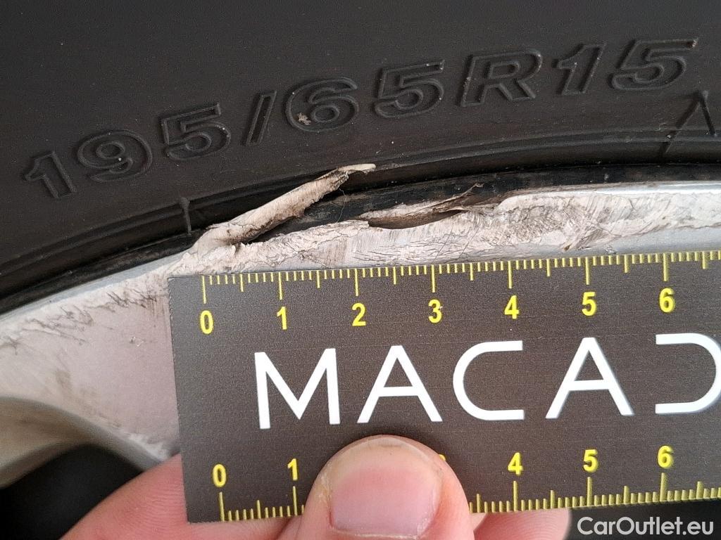  Citroen  C3  Société Feel 1.5 BlueHDI 100CV BVM6 E6dT #36