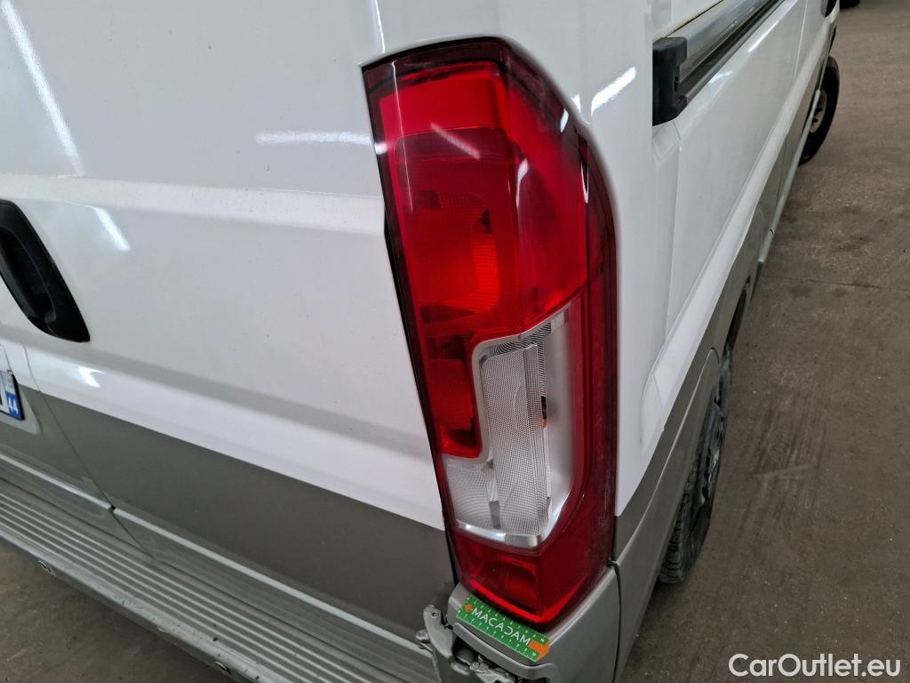  Citroen  Jumper CITROEN - VU 4p VNA 35 L2H2 BlueHDi 130 S&S BVM6 Club fourgon tôlé #3