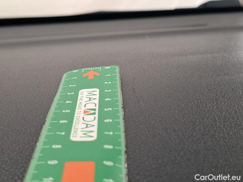  Citroen  C3  Société Feel Nav 1.2 PureTech 80CV BVM5 E6d #5