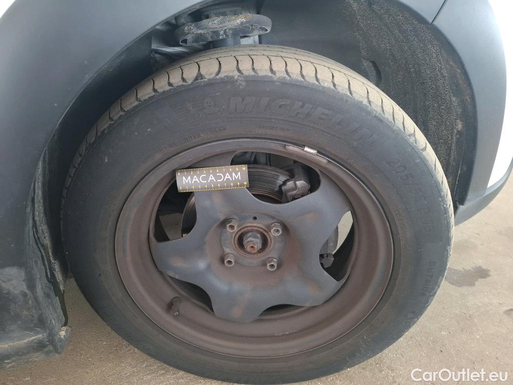  Citroen  C3 CITROEN  Société / 2020 / 5P / Berline / VU BlueHDi 100 SandS BVM6 Feel Nav #12