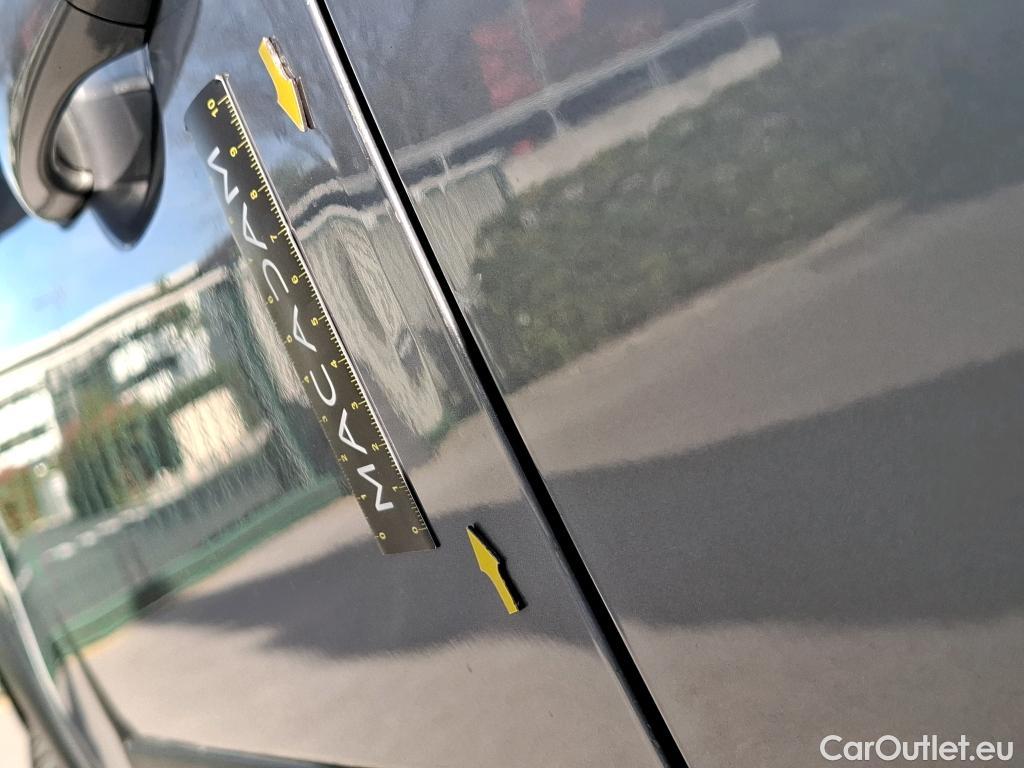  Citroen  C3  Société Feel 1.5 BlueHDI 100CV BVM6 E6d #2