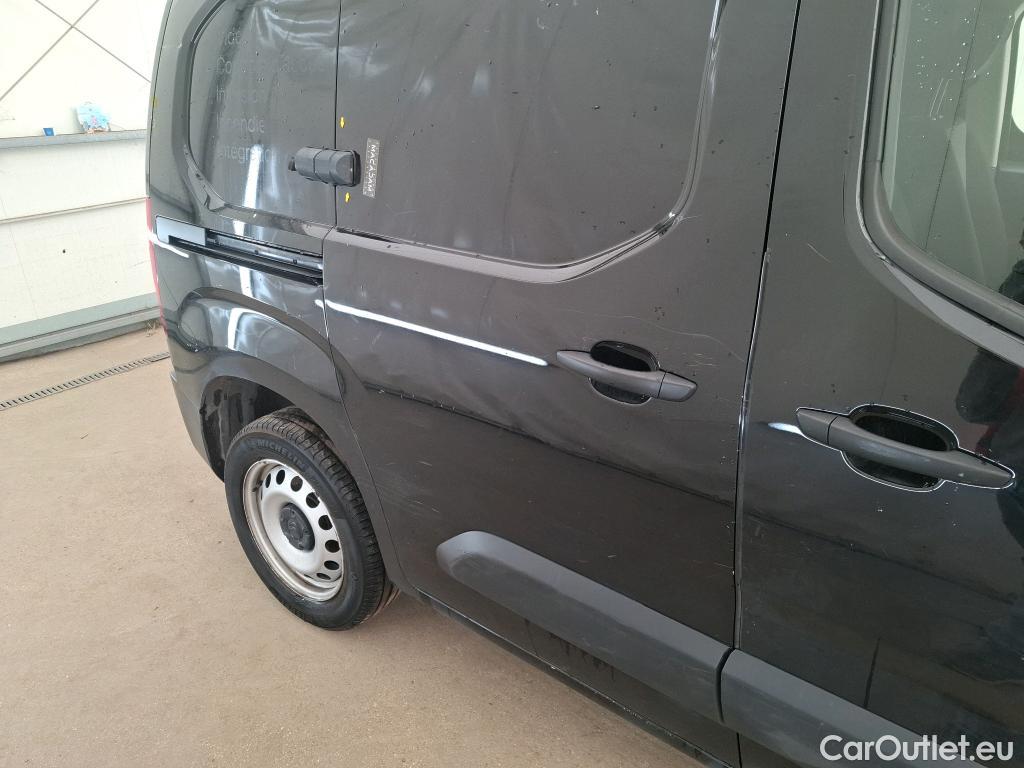  Citroen  Berlingo  Fourgon Club M 1000 1.5 BlueHDi 100CV BVM5 E6dT #17