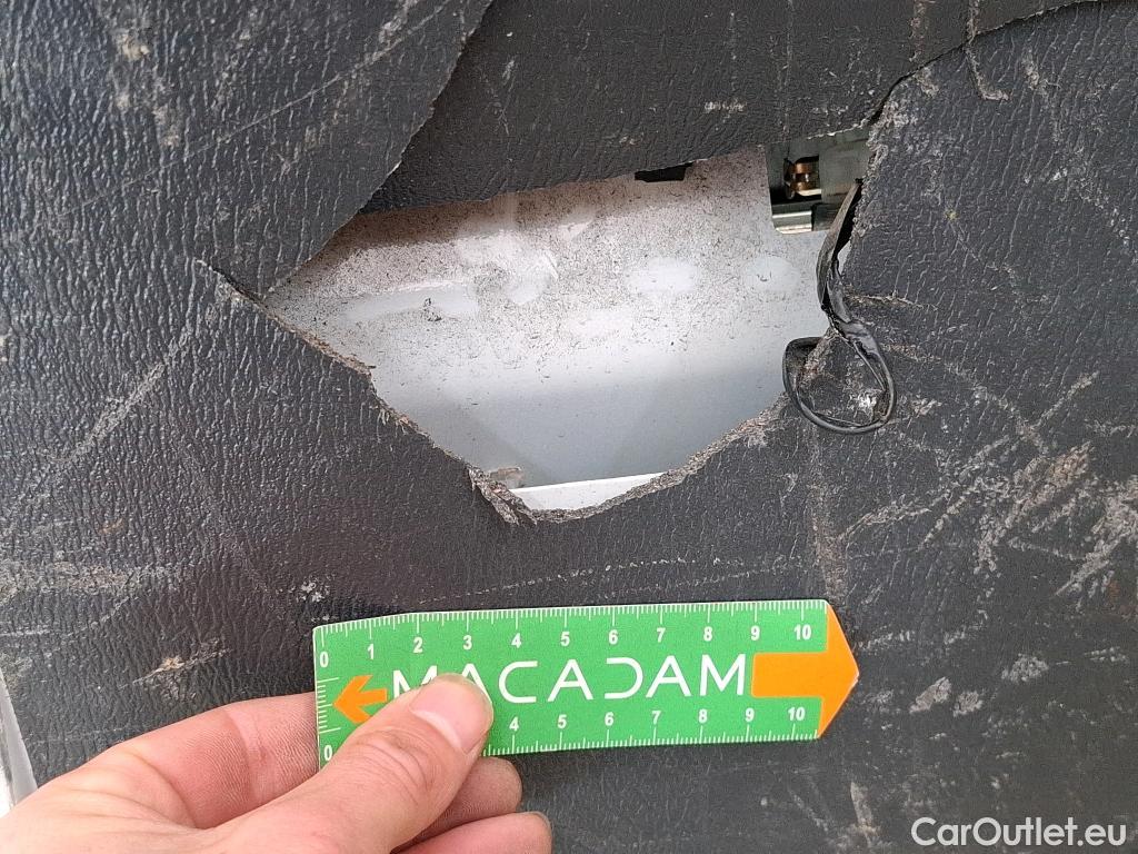  Citroen  Jumper  Fourgon Grand Volume 33 L2H2 Driver BlueHDi 140 Start&Stop 140CV BVM6 #38