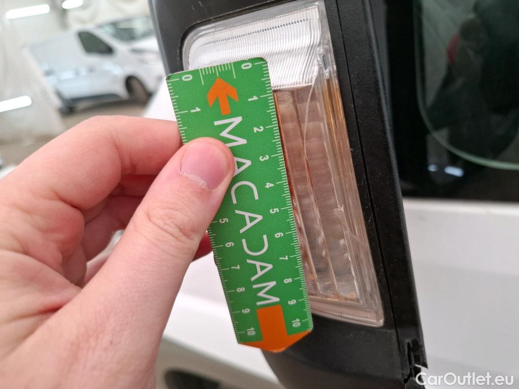  Citroen  Jumper CITROEN - VU 4p VNA 35 L2H2 BlueHDi 130 S&S BVM6 Club fourgon tôlé #27