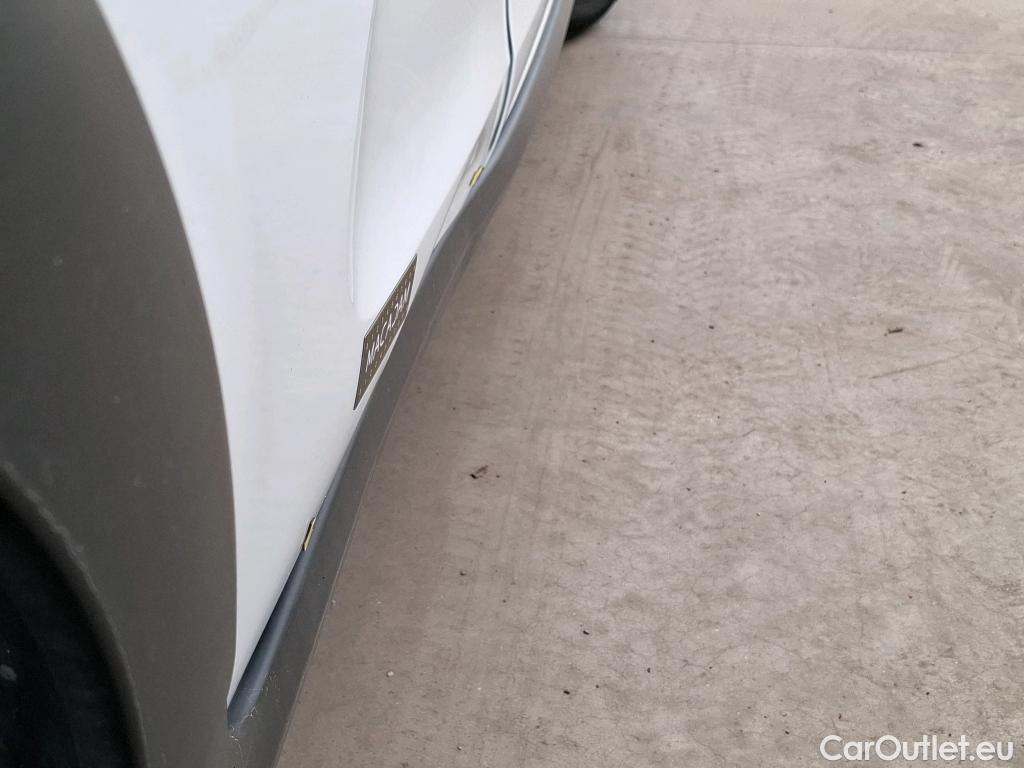  Citroen  C3  Société Feel 1.5 BlueHDI 100CV BVM6 E6dT #14