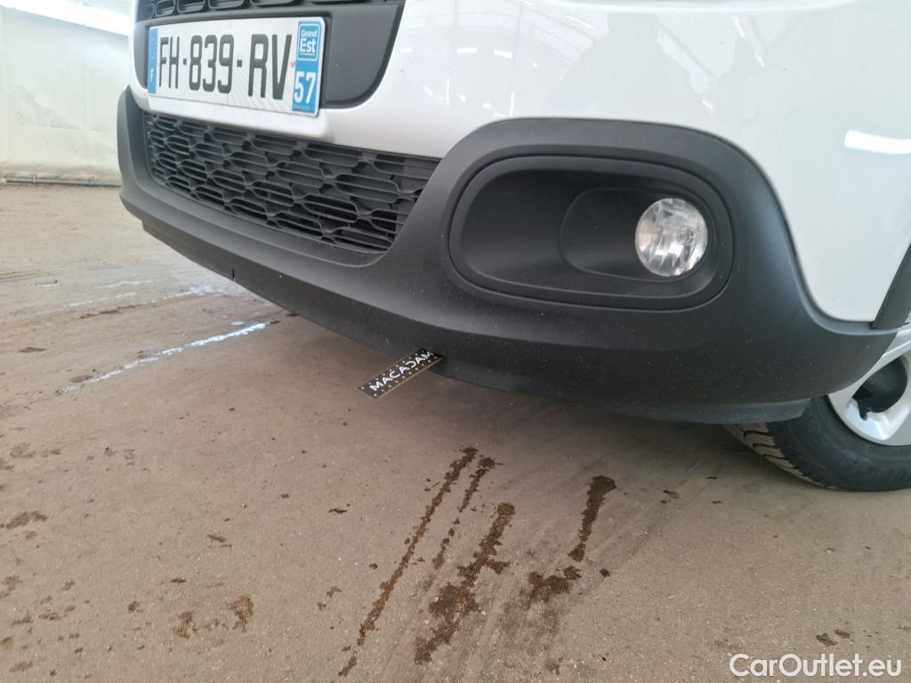  Citroen  C3  Société Feel Nav 1.5 BlueHDI 100CV BVM5 E6dT #1