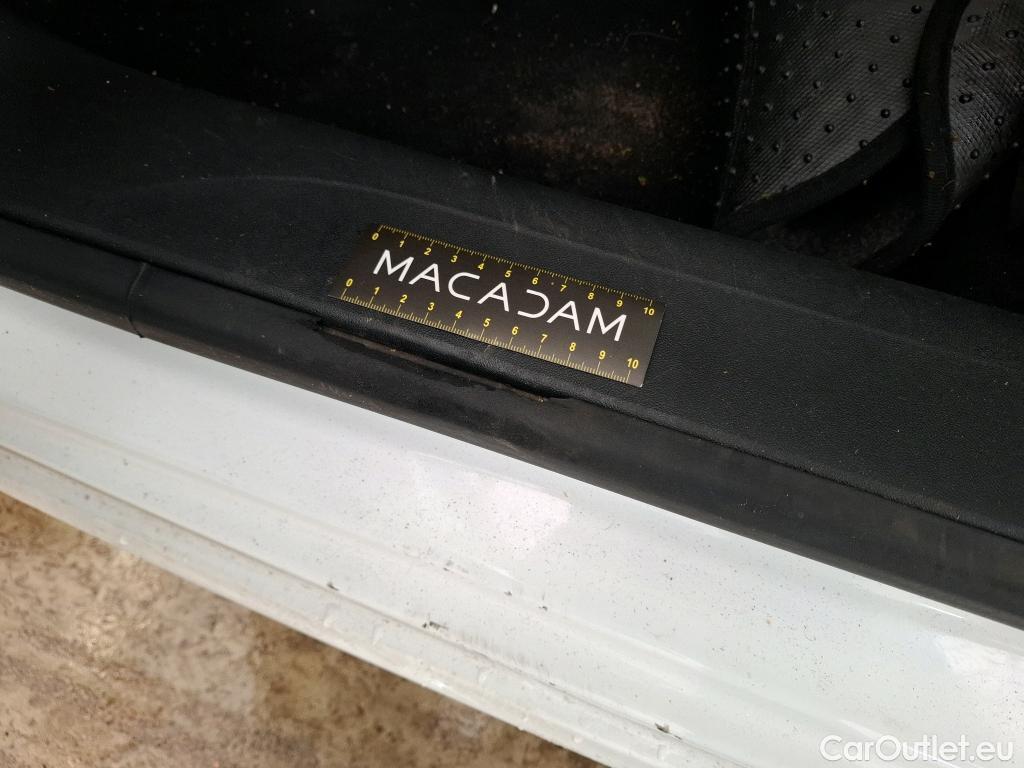  Peugeot  208  Affaire Premium 1.5 HDi 100CV BVM5 E6dT #25