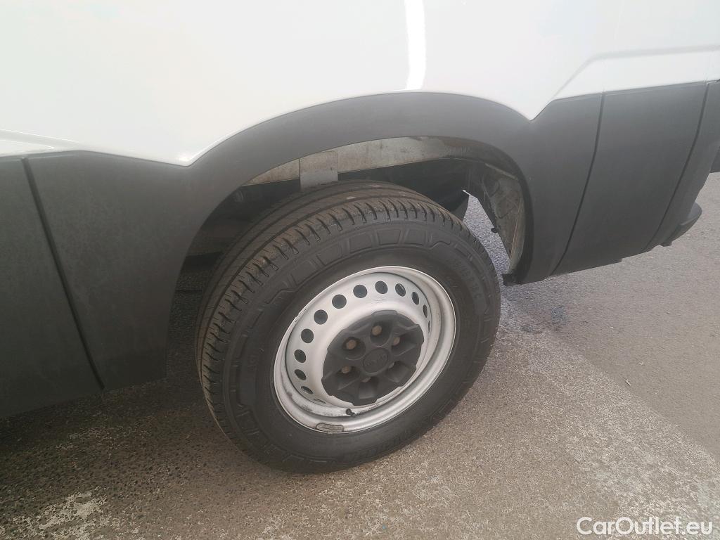  Iveco  Daily IVECO  VU 4p Fourgon 35S14NA8 V11 H2 3520 B POWER #31