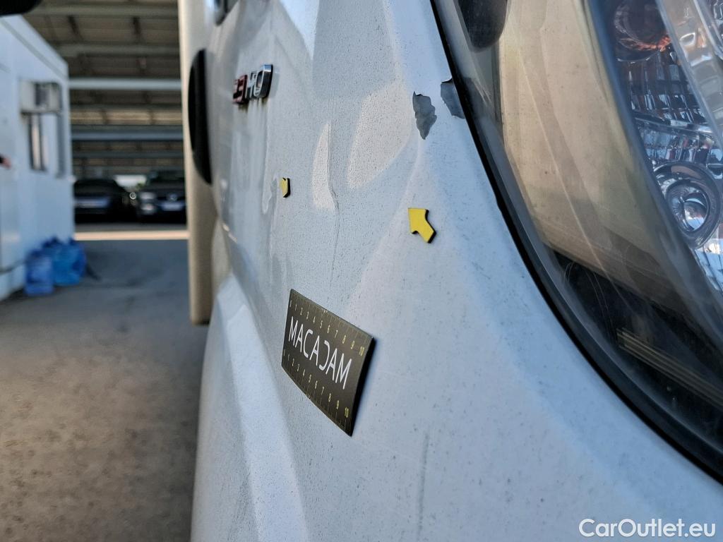  Fiat  Ducato FIAT  SC 2014 2P Châssis cabine 35 L 23 Multijet 140 Pack Pro Nav #24