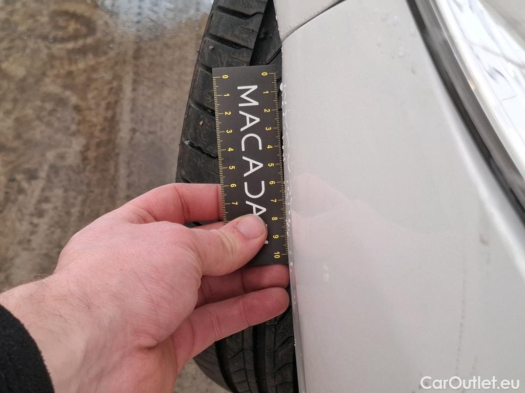  Peugeot  208  Affaire Premium 1.5 HDi 100CV BVM5 E6dT #13