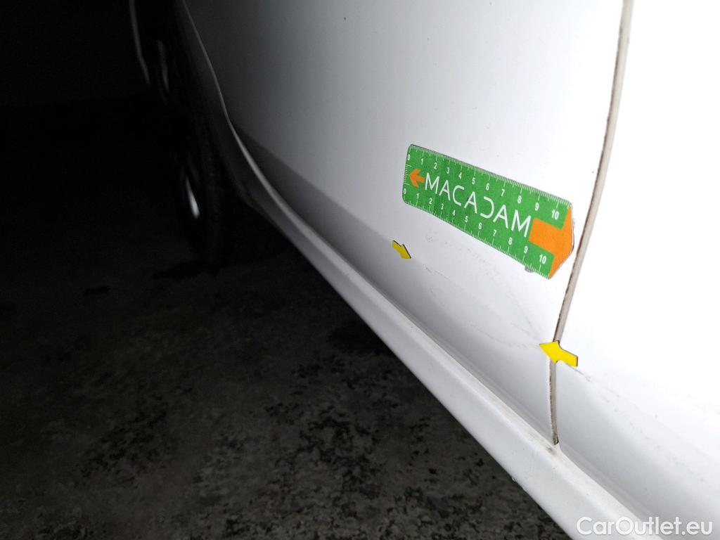  Peugeot  208  Affaire Premium 1.5 HDi 100CV BVM5 E6dT #8