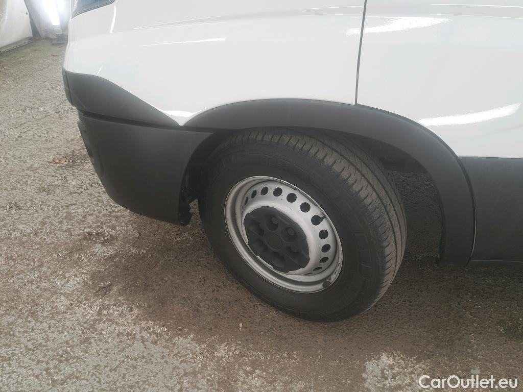  Iveco  Daily IVECO  VU 4p Fourgon 35S14NA8 V11 H2 3520 B POWER #25