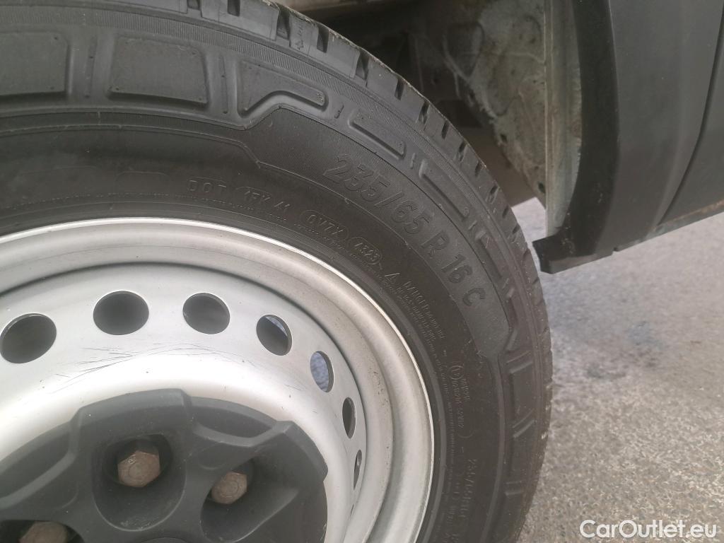  Iveco  Daily IVECO  VU 4p Fourgon 35S14NA8 V11 H2 3520 B POWER #33