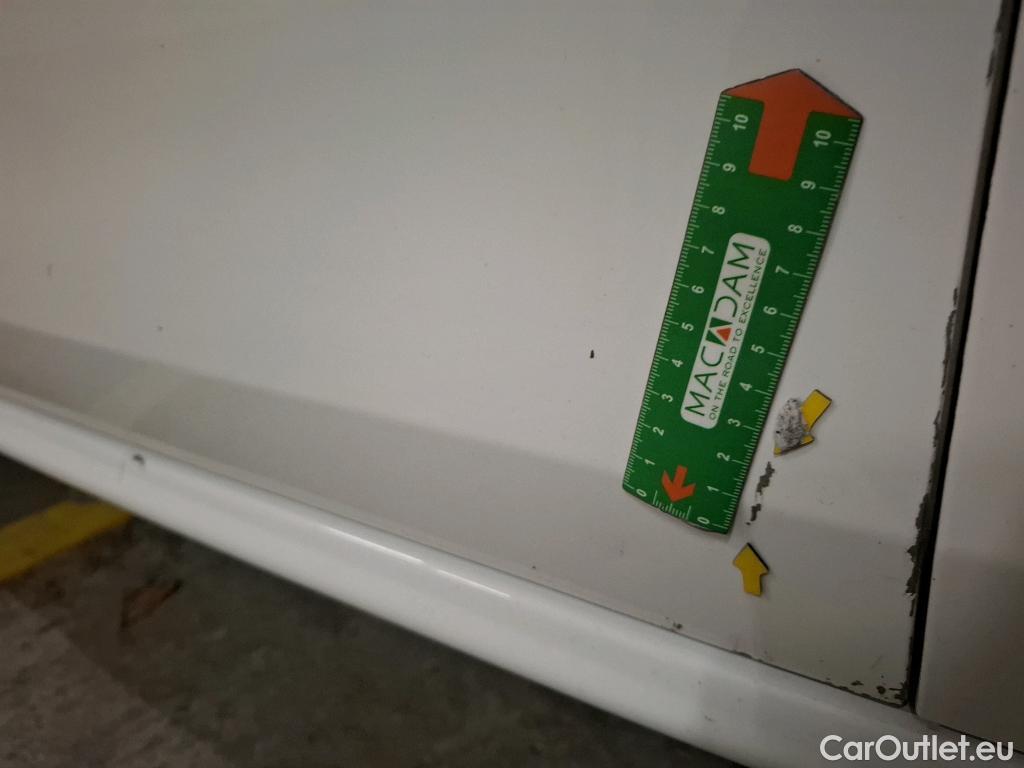  Peugeot  208  Affaire Premium 1.5 HDi 100CV BVM5 E6dT #16