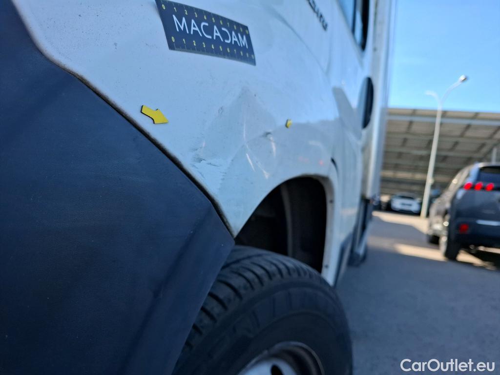  Fiat  Ducato FIAT  SC 2014 2P Châssis cabine 35 L 23 Multijet 140 Pack Pro Nav #21