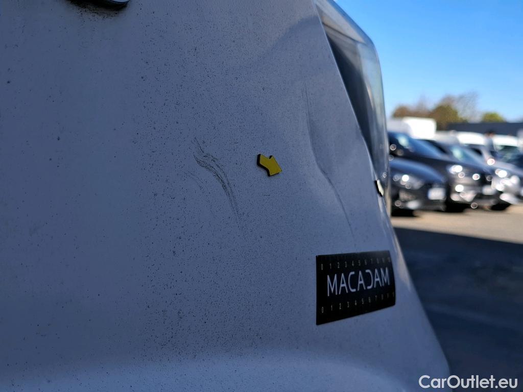  Fiat  Ducato FIAT  SC 2014 2P Châssis cabine 35 L 23 Multijet 140 Pack Pro Nav #26