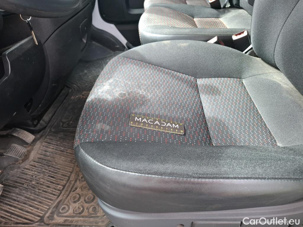  Peugeot  Boxer  Fourgon 330 L1H1 Asphalt BlueHDi 120 Stop&Start 2.2 120CV BVM6 #26