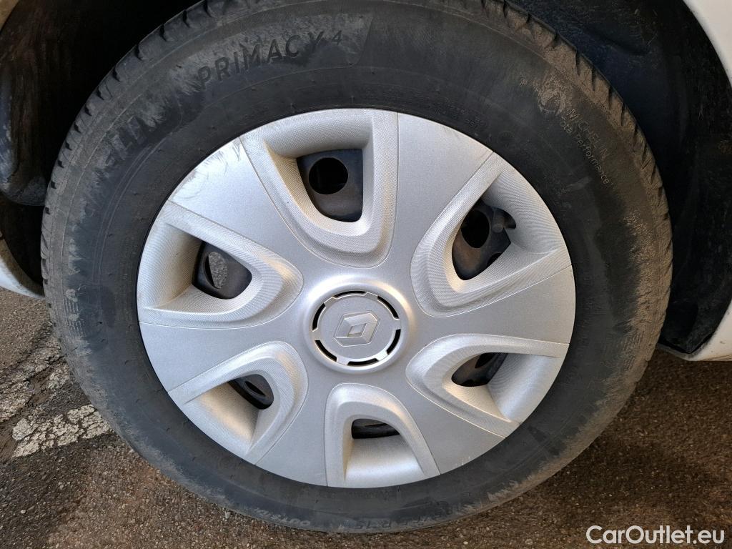  Renault  Clio  IV Air 1.5 dCi 90CV BVM5 E6 #14