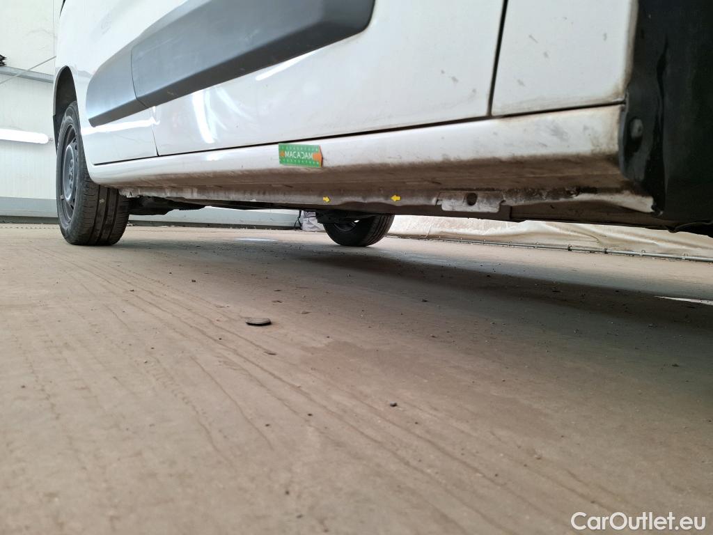  Peugeot  Partner  Asphalt L1 1.5 HDi 100CV BVM5 E6dT #16