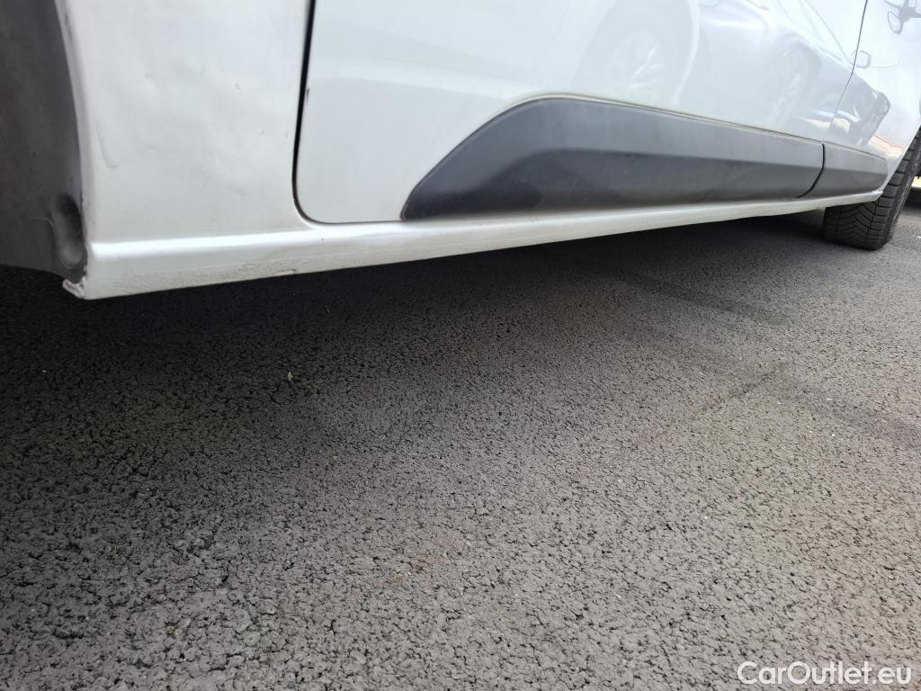  Peugeot  Expert  Fourgon Premium L2 2.0 HDi 120CV BVM6 E6 #23